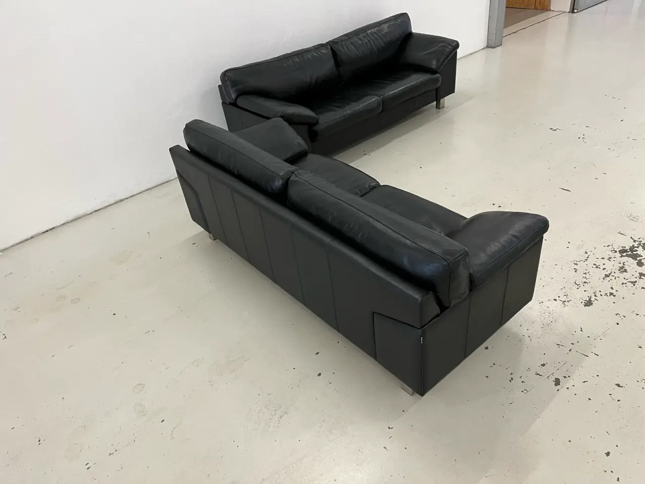 Billede 7 - Eksklusiv Skalma 2,5+2,5 Pers.Sofa i sort okselæde