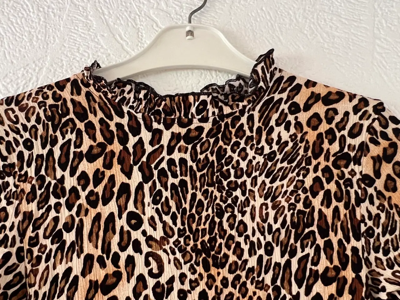 Billede 8 - Leopardkjole fra Noella. (Str. XS)