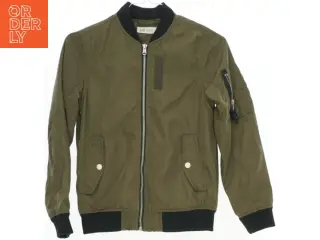 Jakke fra H&M (str. 134 cm)