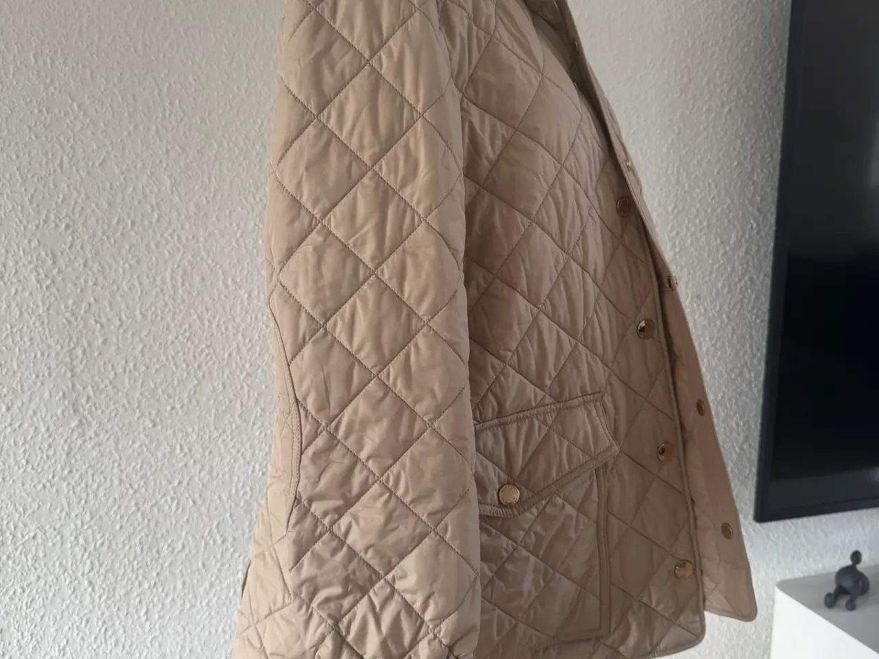 Billede 10 - Burberry quiltet jakke – beige, næsten som ny