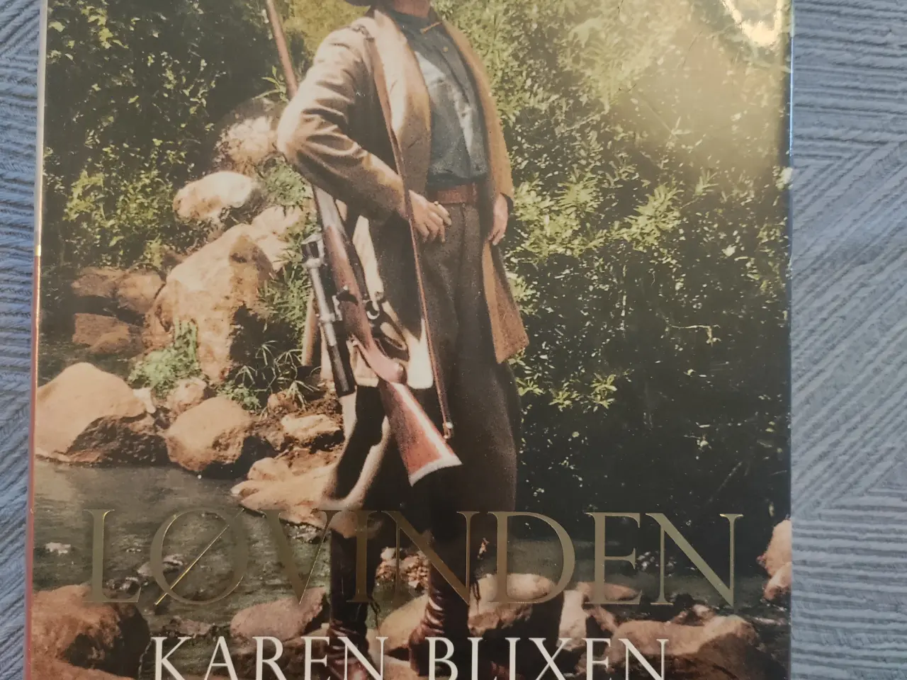 Billede 1 - Løvinden - Karen Blixen I Afrika - Tom Buk-Swienty