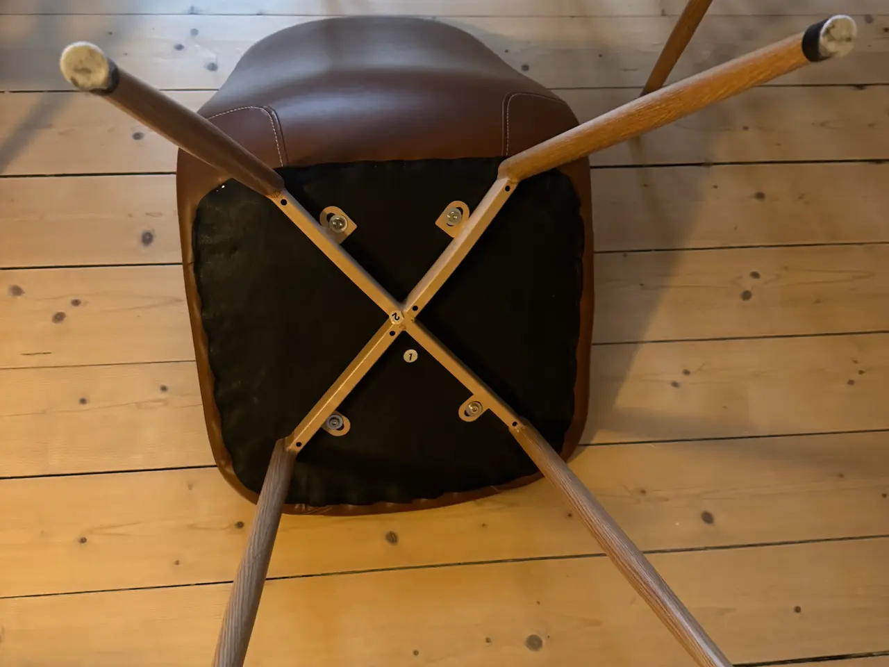 Billede 3 - Jysk Jonstrup stole