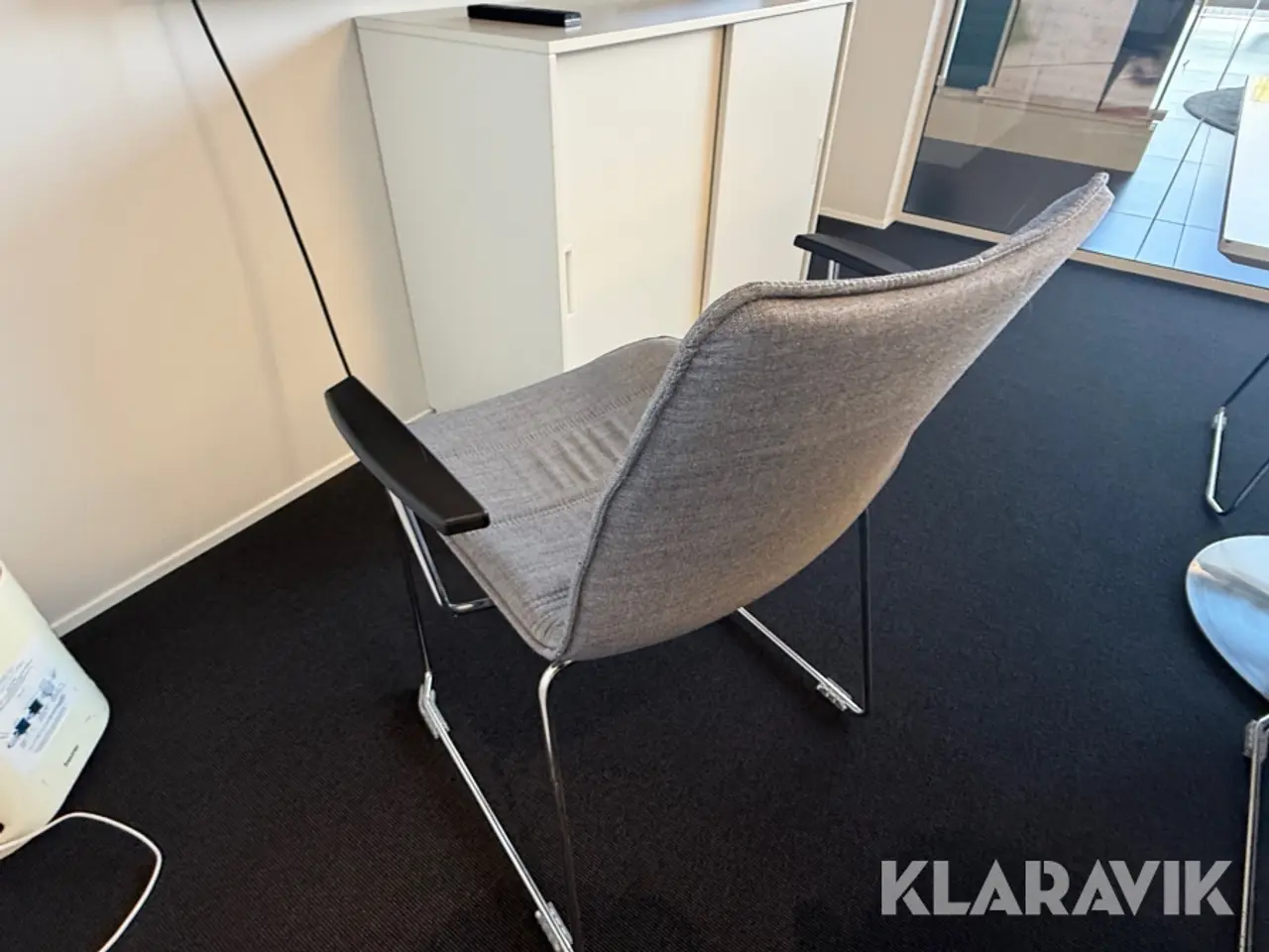 Billede 9 - Møde bord samt 10 stole
