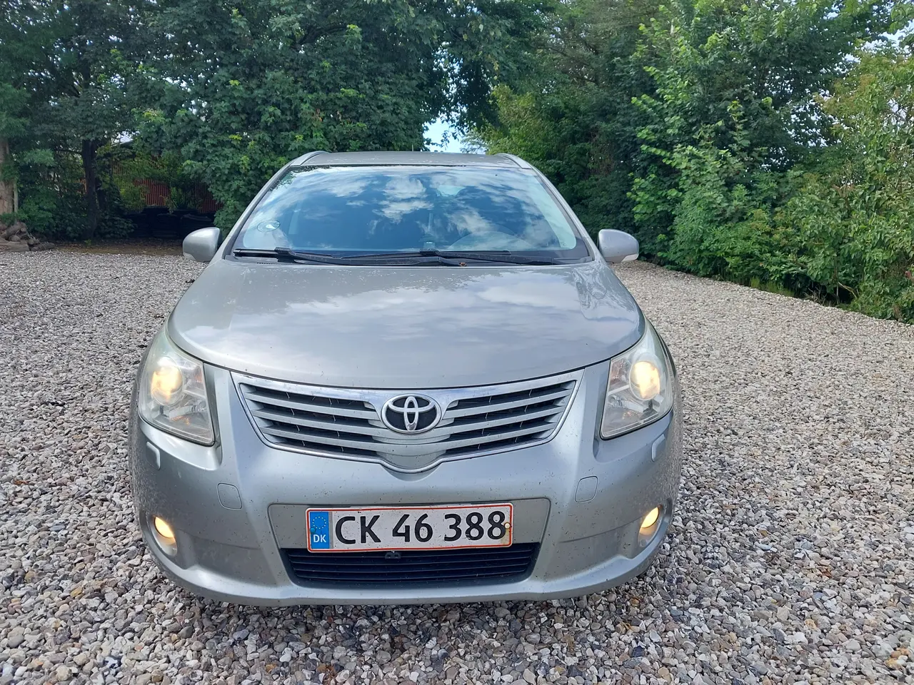 Billede 1 - Avensis 2.0 D stw med 1 år til syn 22-07-2027