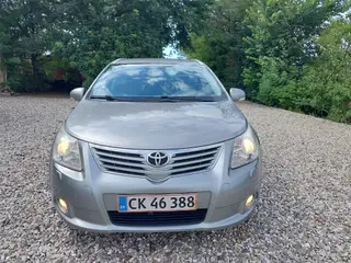 Avensis 2.0 D stw med 1 år til syn 22-07-2027