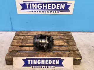Massey Ferguson 7480  Differentiale  7300471101