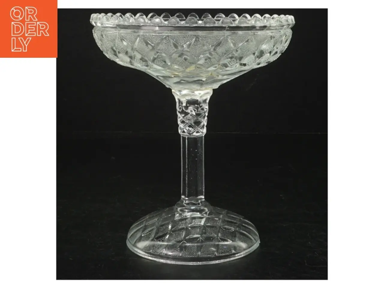 Billede 1 - Glasskål på fod (str. H. 17 cm. ø. 15 cm)
