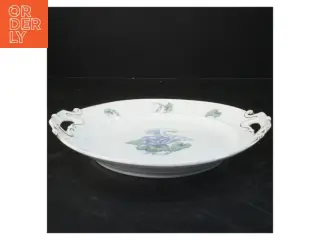 Pyntet porcelænsfad med blomstermotiv fra B&G (str. Ø 27 cm)