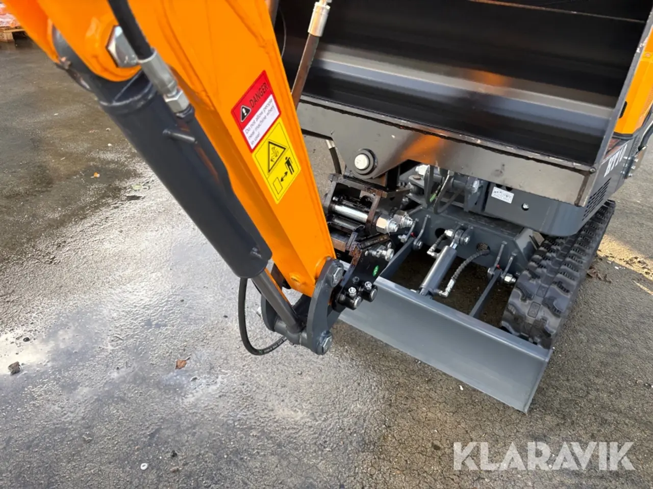 Billede 11 - Minigraver m/svingbar arm + redskabspakke Hightop HT10