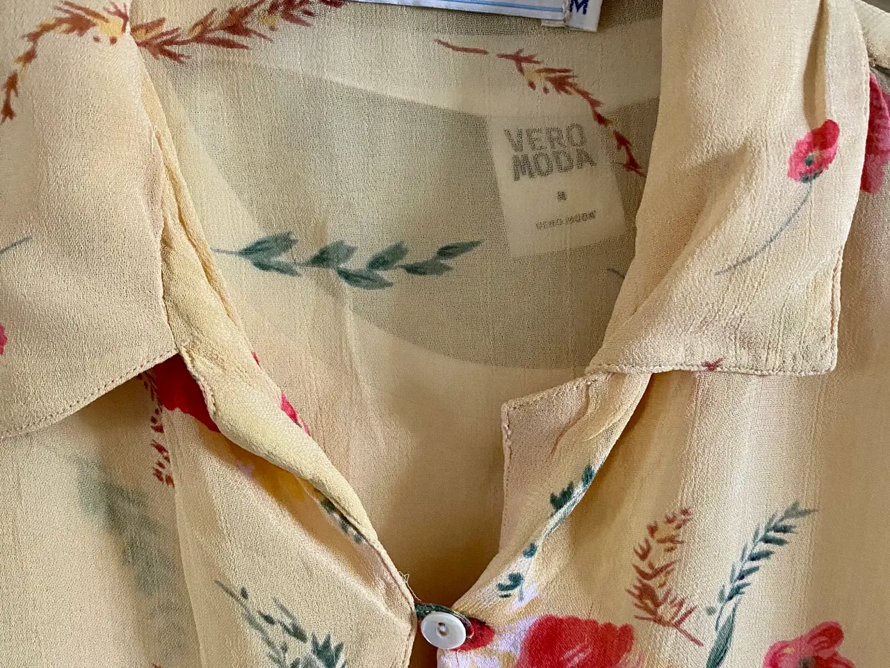 Billede 2 - Diverse bluser og veste