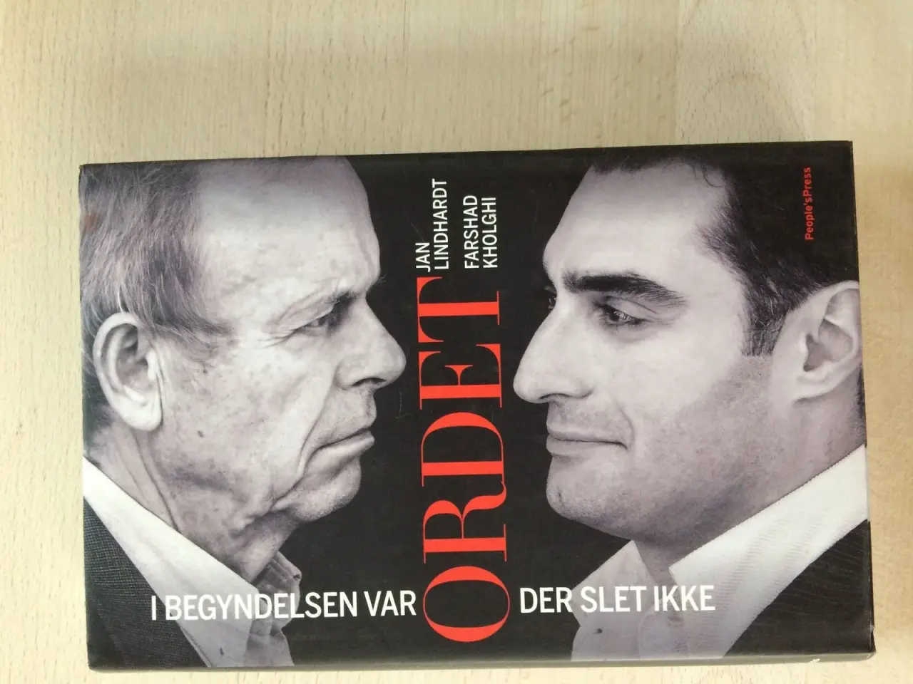 Billede 1 - I begyndelsen var ordet der slet ikke