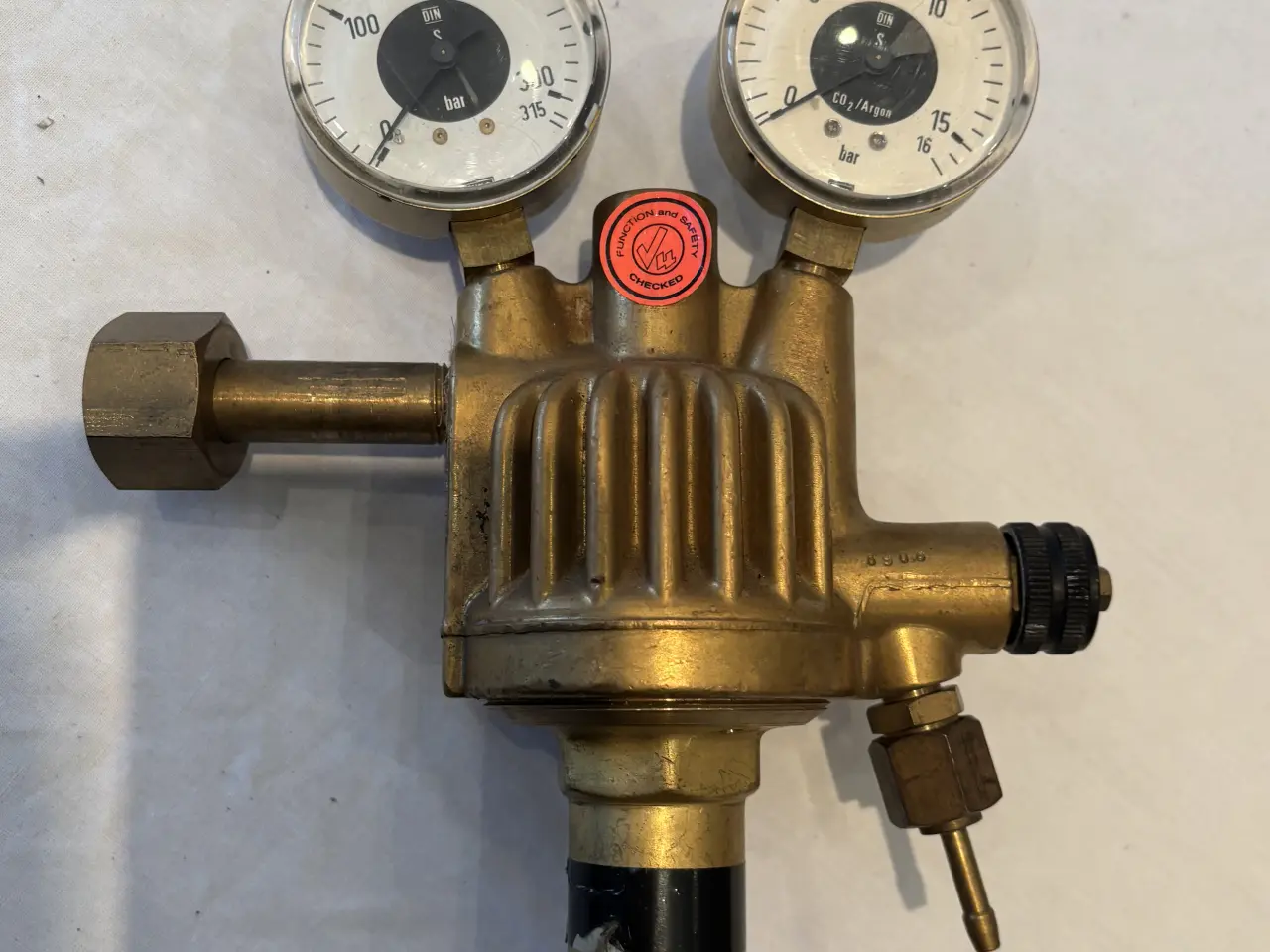 Billede 1 - CO2 regulator