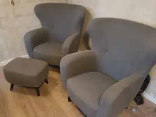 2 flotte stole og 1 skammel