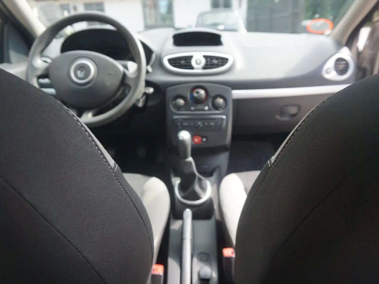 Billede 6 - Renault Clio III 1,2 16V Authentique Sport Tourer
