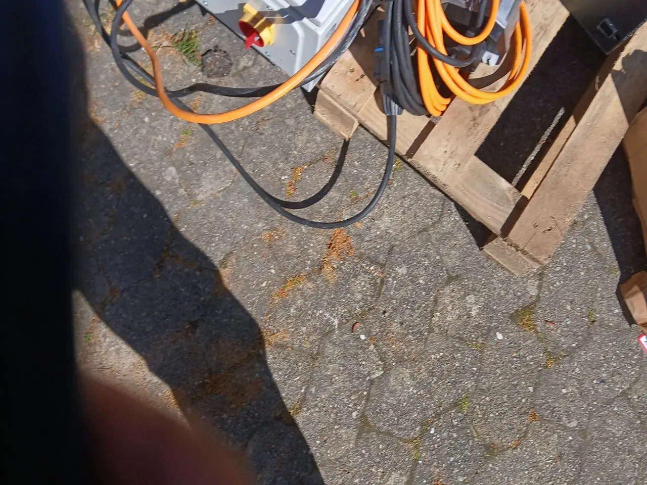 Billede 1 - Komplet elhejs til porte. Med batteri bagup