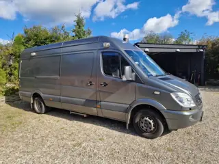 Mercedes Sprinter 518