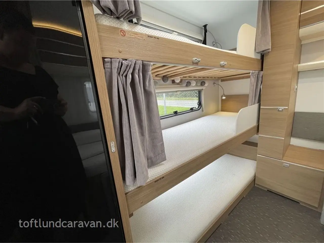 Billede 12 - 2020 - Adria Adora 593 UK   TILBUD !! Fantastisk flot FAMILIEVOGN m/MOVER + ISABELLA fortelt, 7 sovepladser