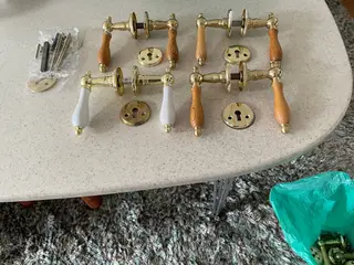 3sæt med træ greb 1 sæt med hvid porcelæn
