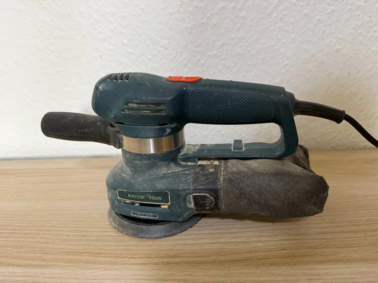 Billede 1 - Black & Decker Excentersliber KA220E med støvpose