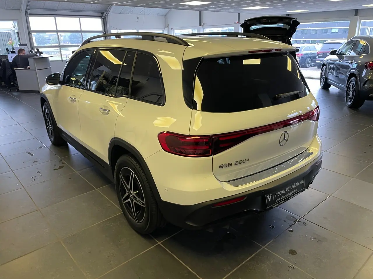 Billede 3 - Mercedes EQB250+ AMG Premium