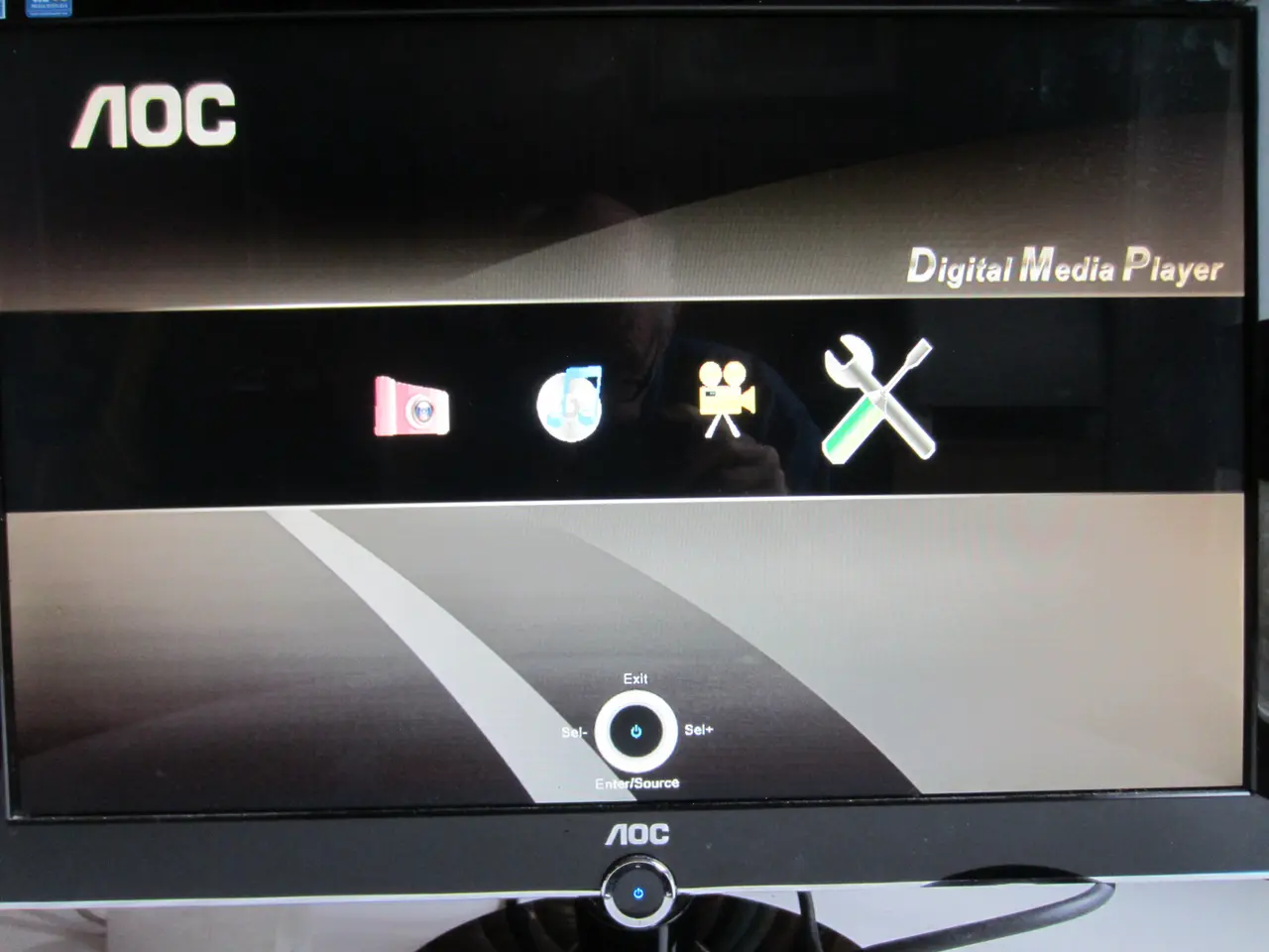 Billede 2 - AOC Rivio 2230Fm 22” widescreen LCD skærm med