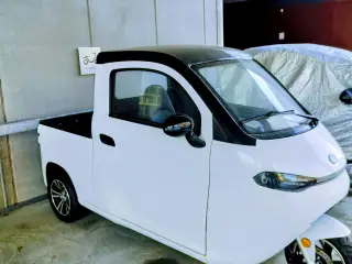 El kabinescooter Lindebjerg Freedom Pickup som ny.