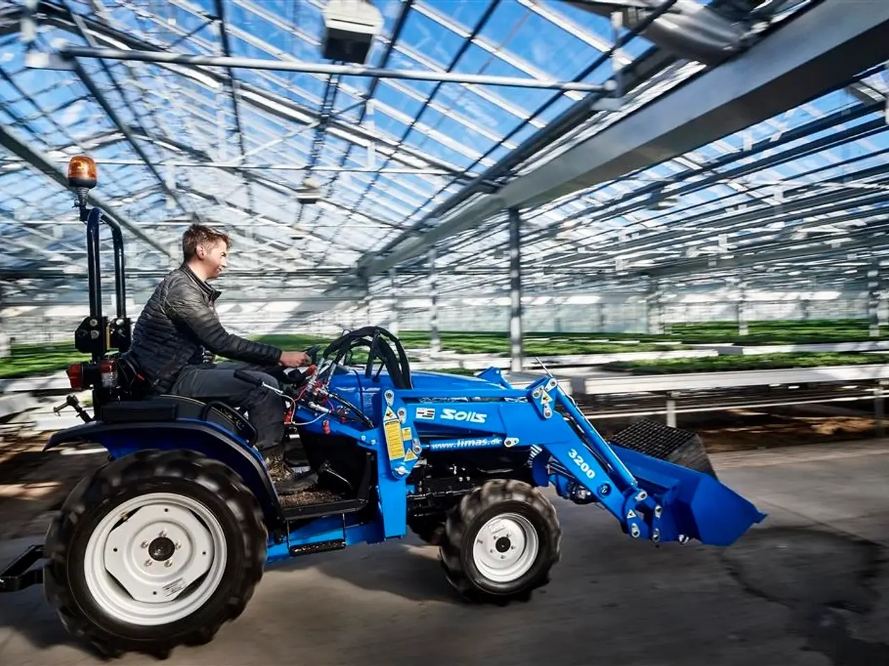 Billede 3 - Solis Ny kompakt traktor til små penge