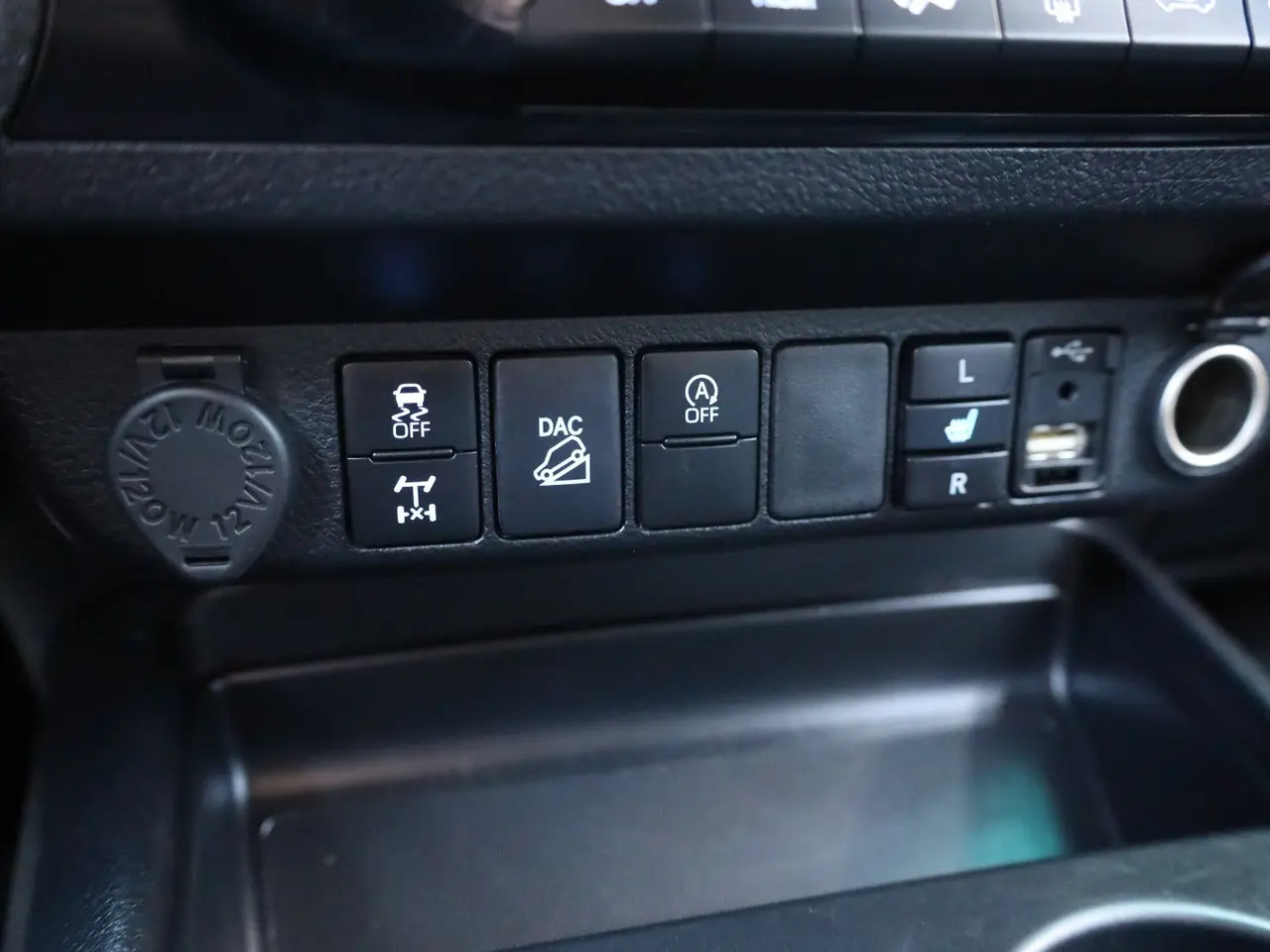 Billede 11 - Toyota HiLux 2,8 D T4 Invincible Db.Kab aut.