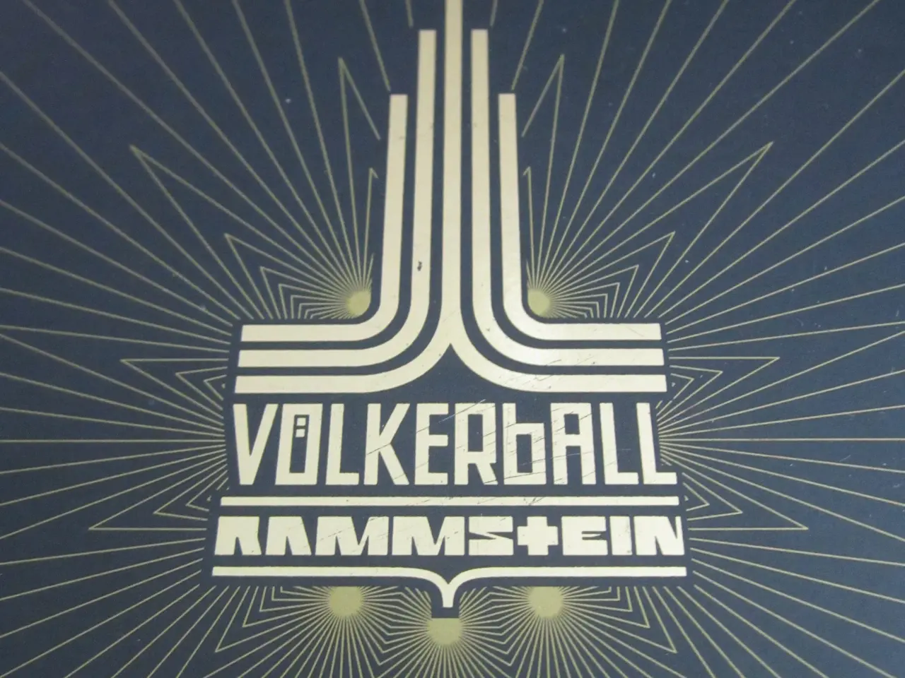 Billede 1 - RAMMSTEIN. VOLKERBALL. CD + DVD.