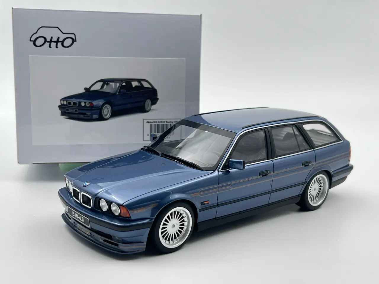 Billede 1 - 1995 BMW Alpina B10 4.0 Touring e34 - 1:18