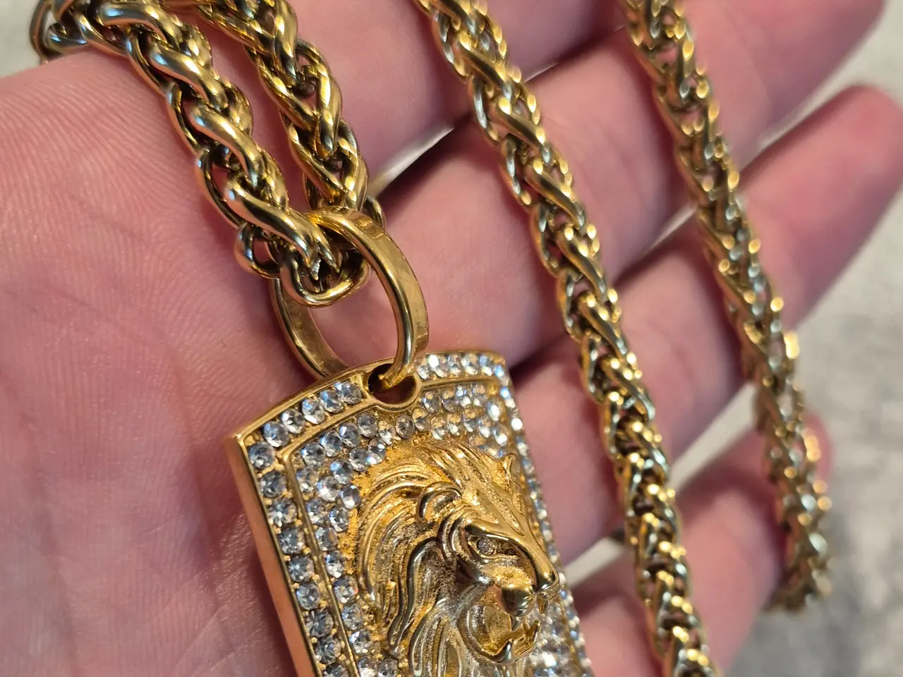 Billede 5 - Goldfilled what chaln med løve vedhæng