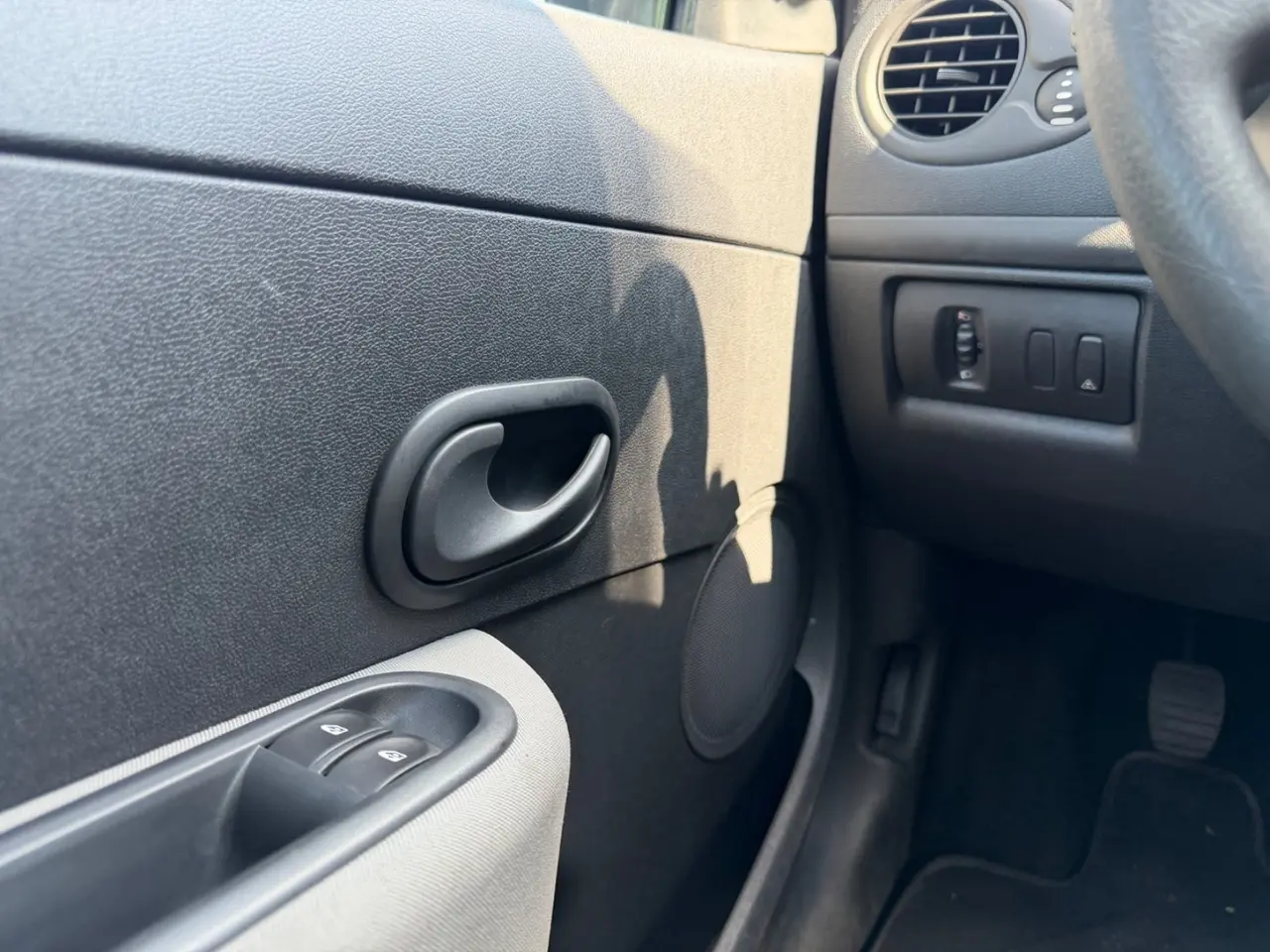 Billede 19 - Renault Clio III 1,2 16V Authentique