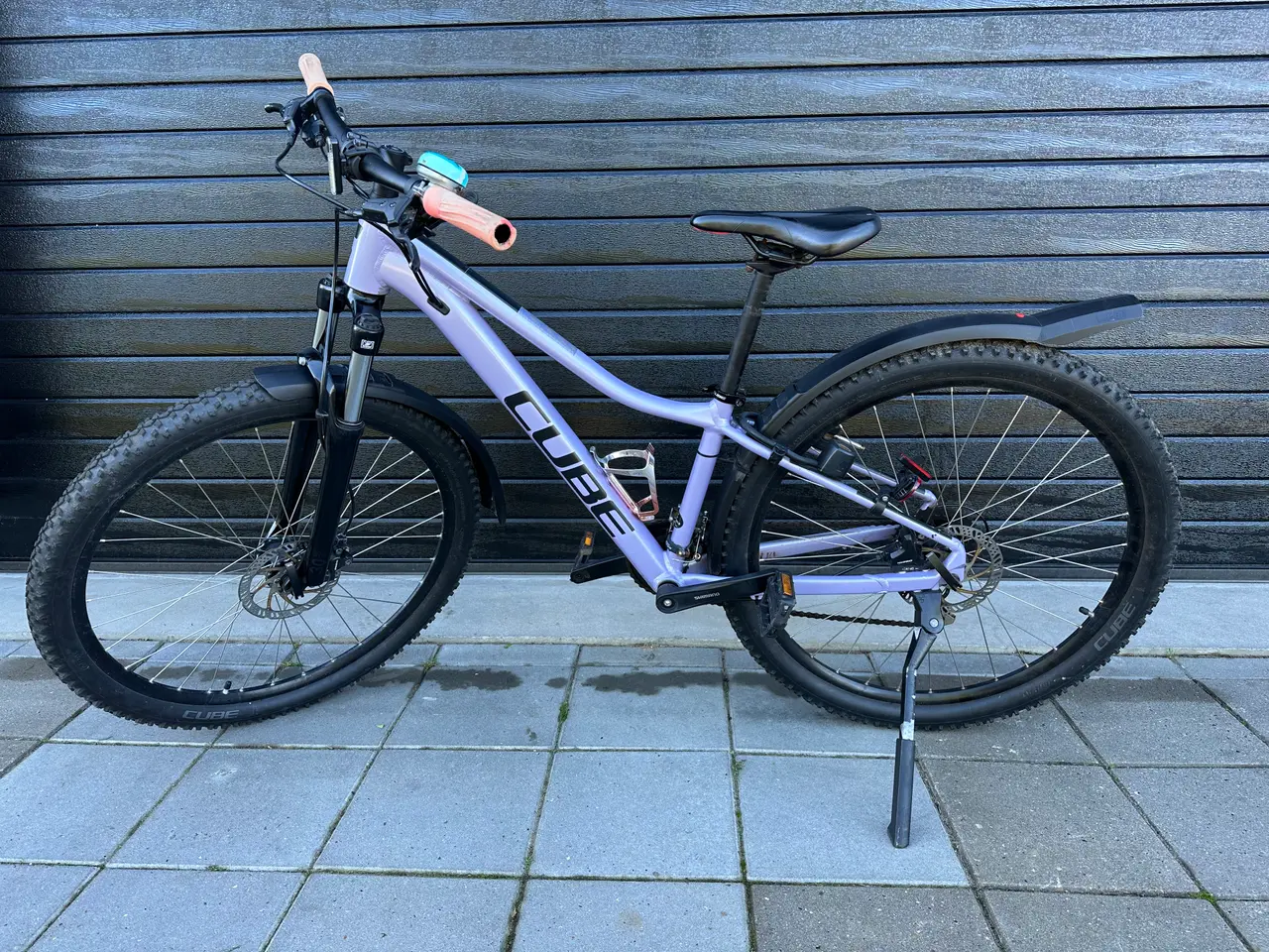 Billede 1 - Flot Cube pigecykel i str. XS sælges