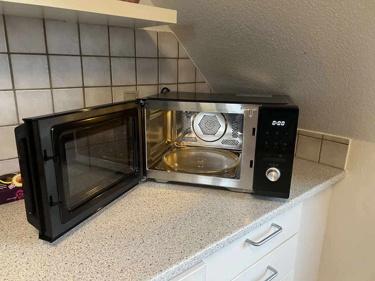 Billede 5 - Mikrobølgeovn med airfryer-program 25L 2100W