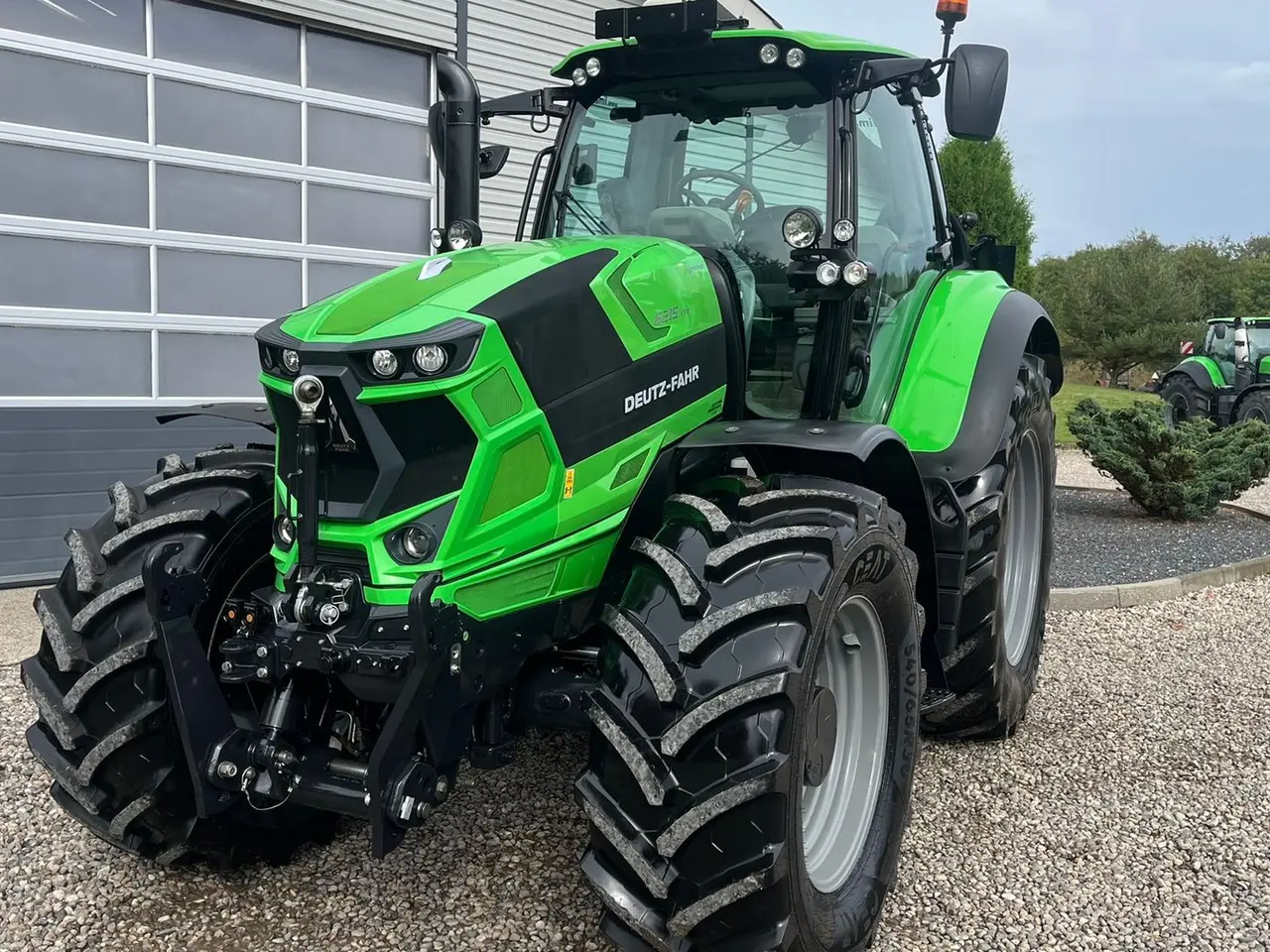 Billede 10 - Deutz-Fahr Agrotron 6215 TTV Med frontlift