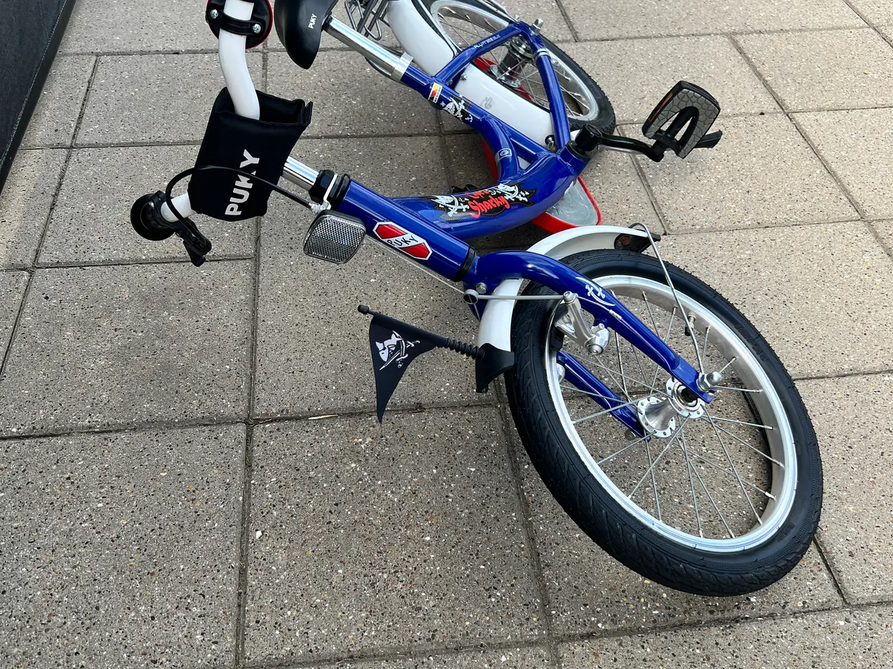 Billede 6 - Drengecykkel fra 3,5 til 6-7 år i perfekt stand