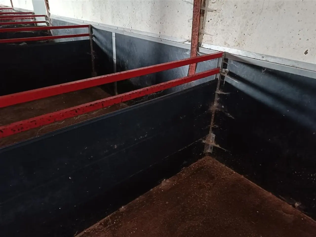 Billede 2 - - - - Inventar/stier plast/rustfri 27 stk.