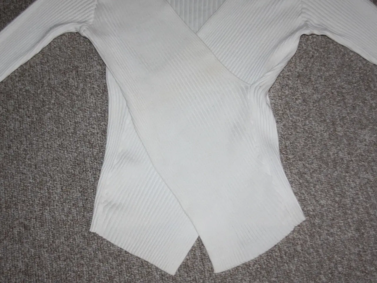 Billede 2 - Slå-om Friendtex bluse str. M 92% cotton 8% elasta