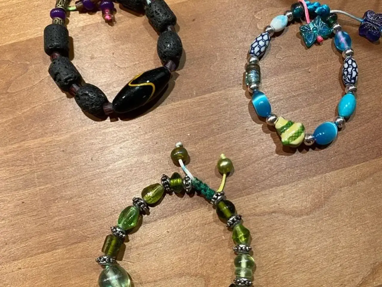 Billede 6 - Nye knyttede armbånd