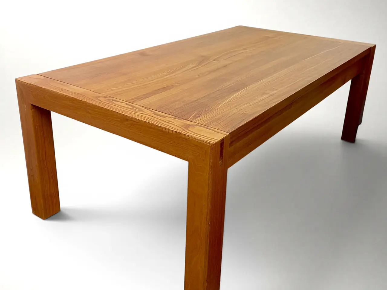 Billede 1 - Sofabord i massiv eg, dansk design