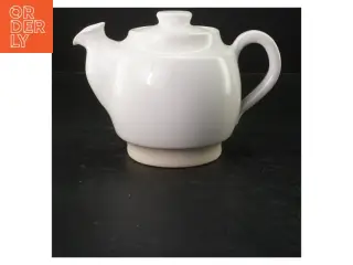 Hvid keramisk tekande fra K K Danmark (str. 22x16 cm)