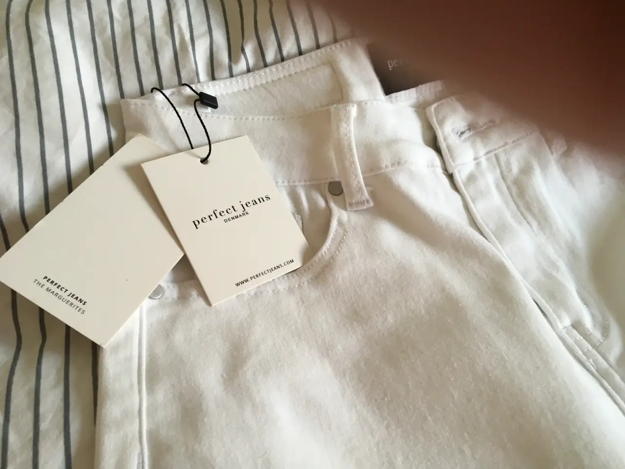 Billede 4 - Perfect Jeans hvide Regular