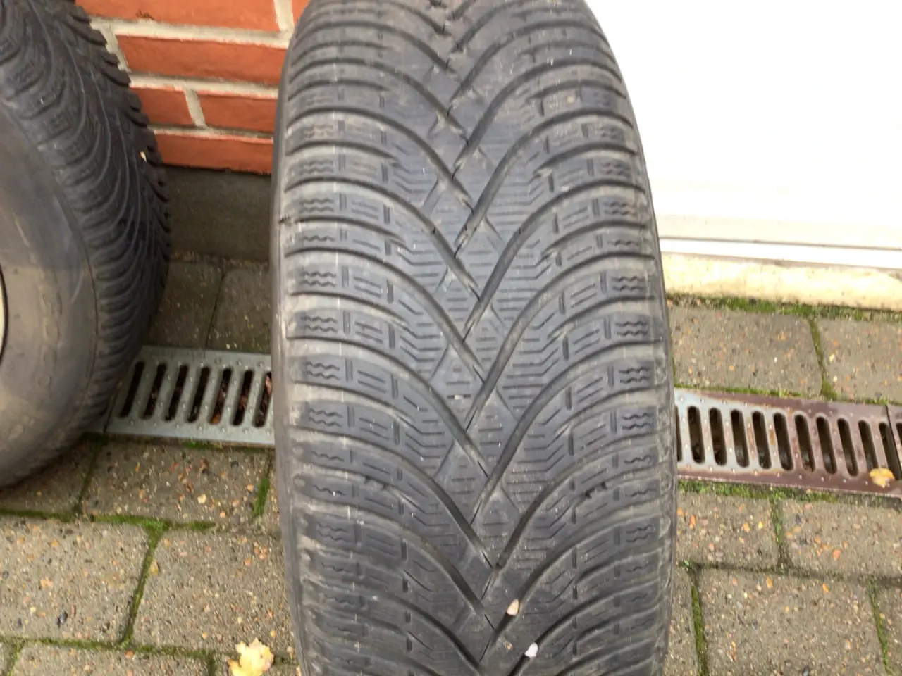 Billede 3 - Gode vinterdæk fra BFGoodrich
