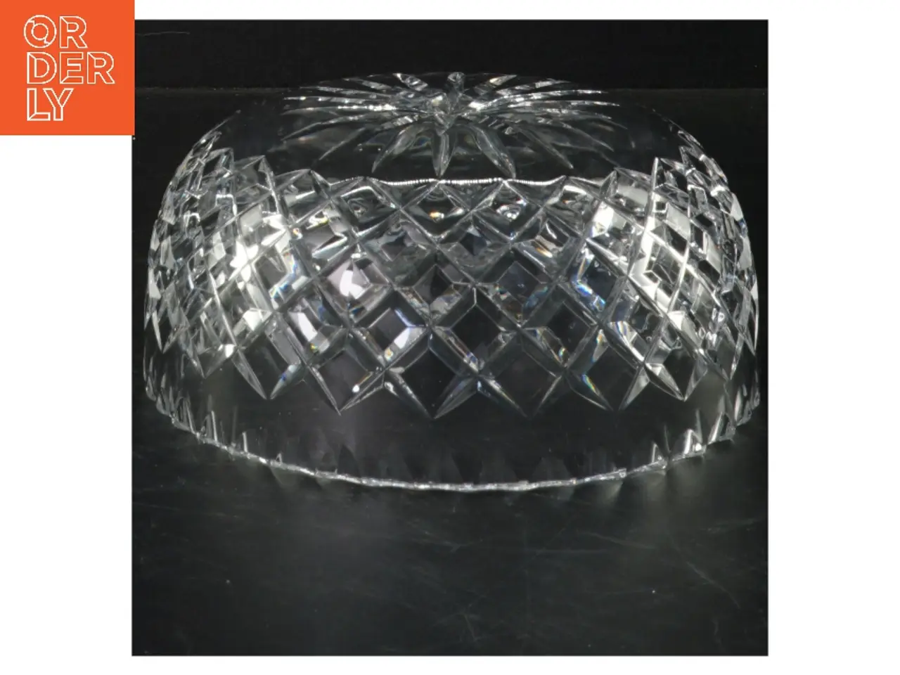 Billede 3 - Glasskål med diamantmønster (str. 16 cm)