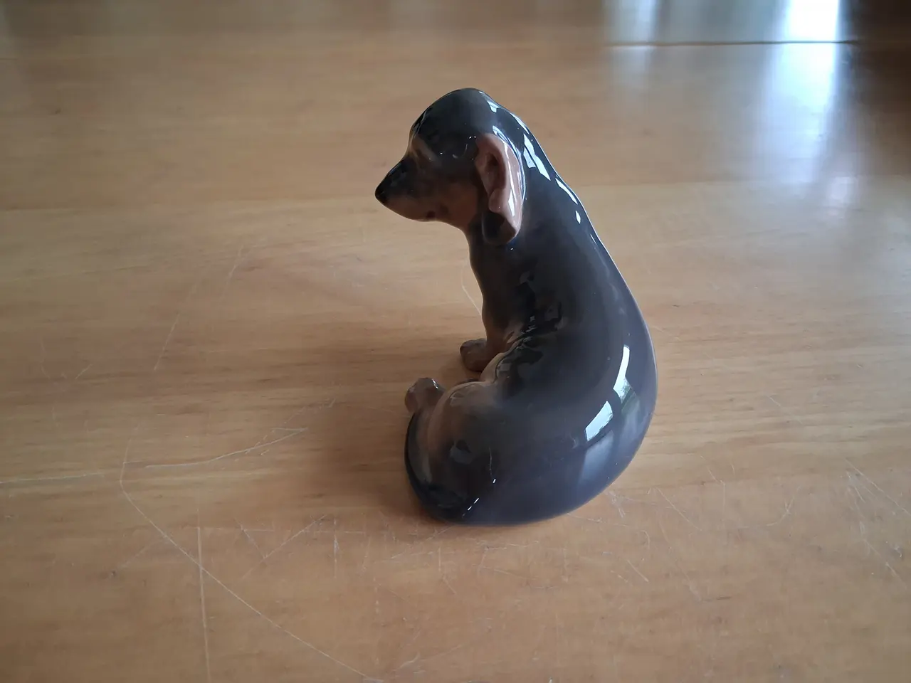 Billede 3 - Gravhund, Royal Copenhagen