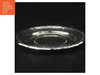 Sølvfarvet tallerken (str. 14 cm)