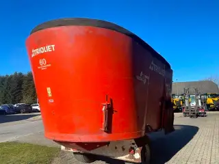 Trioliet 2400 L