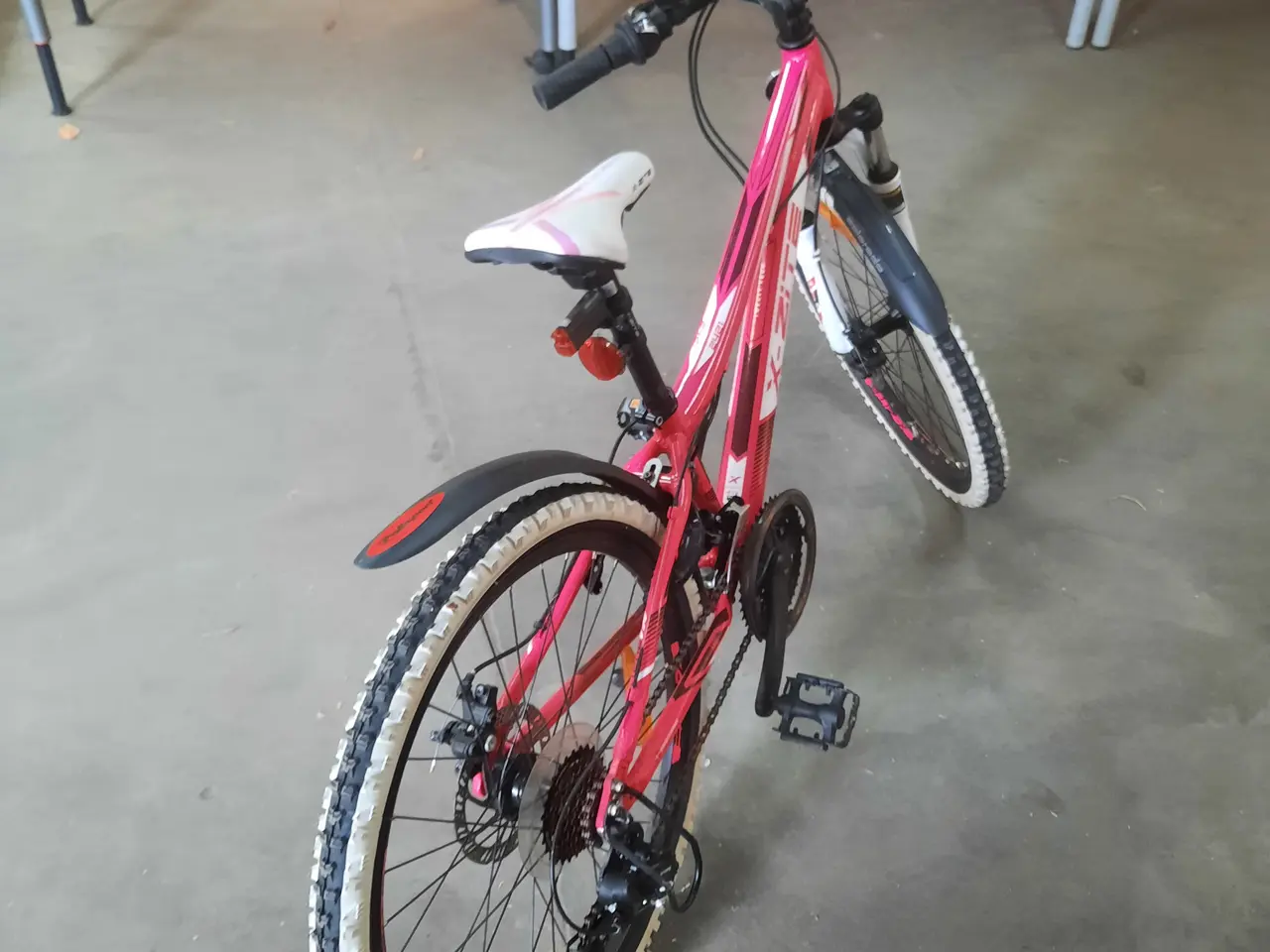 Billede 5 - pige cykel 8 år som ny