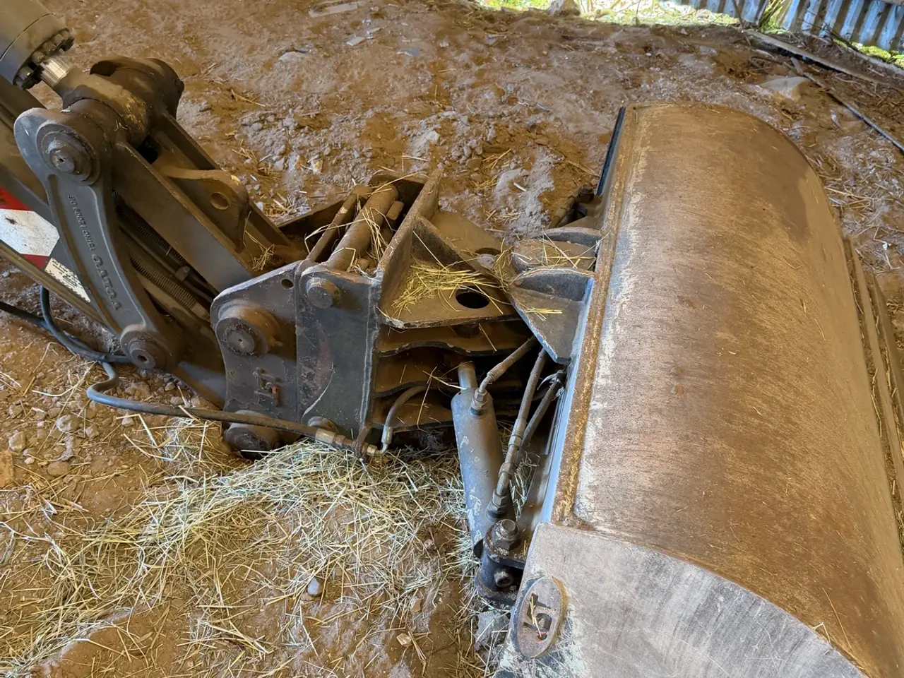 Billede 8 - Stor Volvo gravemaskine 8,7tons
