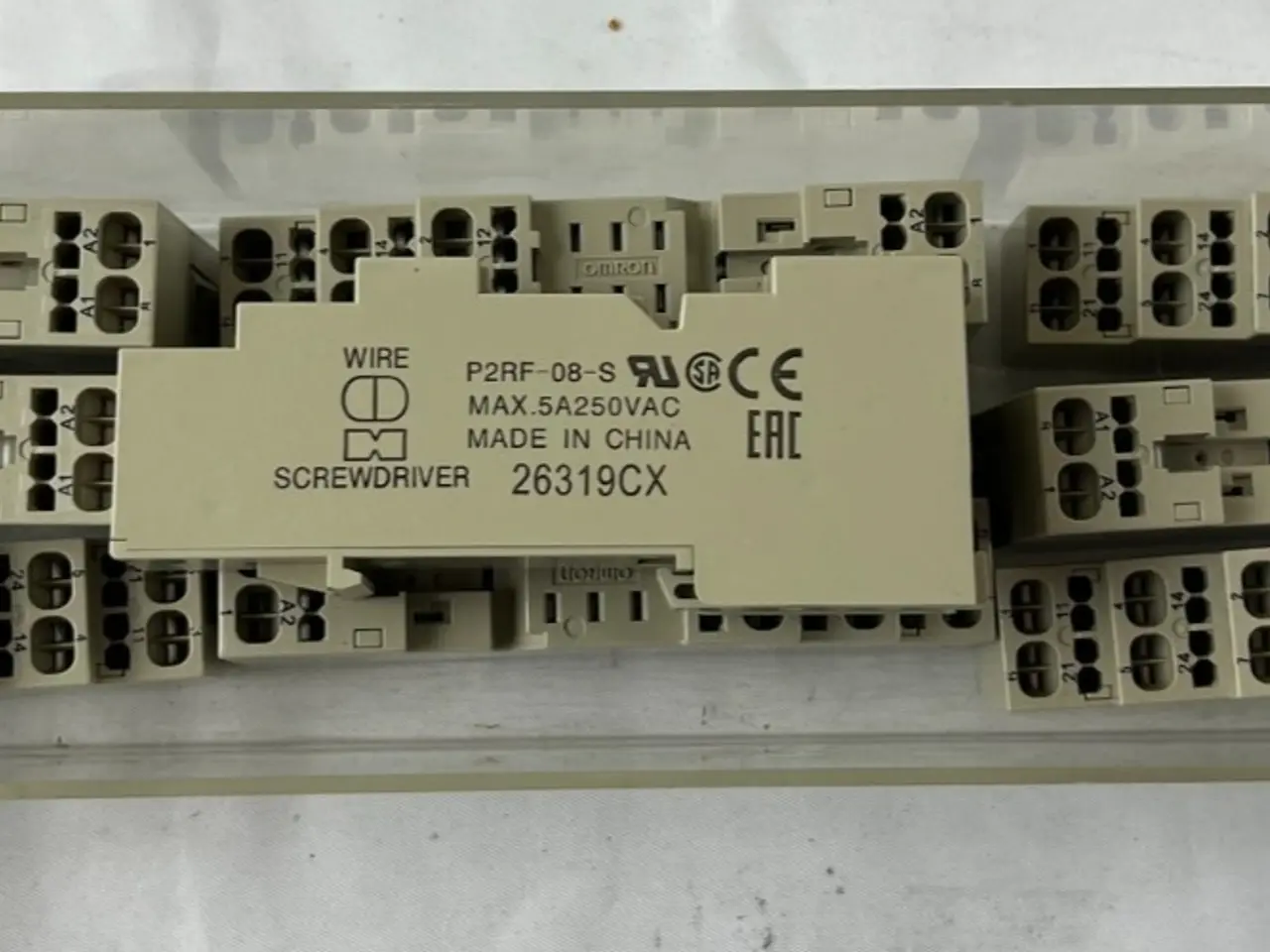 Billede 1 - Omron P2RF-08-S relæ Socket 8‑Pin Screwless Clamp